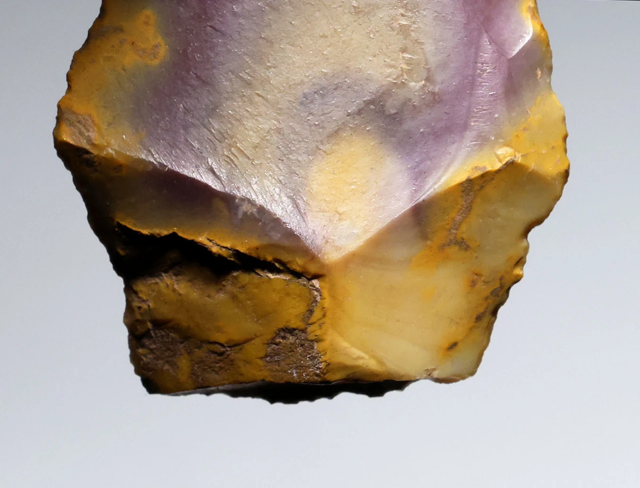 BEAUTIFULLY COLORED JASPER NEANDERTHAL SPEARHEAD MOUSTERIAN LEVALLOIS POINT FROM FONTMAURE FRANCE  *M567