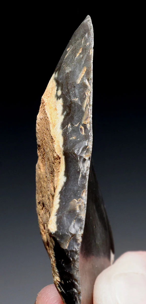FINEST INVESTMENT-GRADE FLINT NEANDERTHAL MOUSTERIAN FLAKED SPEARHEAD POINT FROM THE FAMOUS DORDOGNE REGION OF FRANCE  *M562