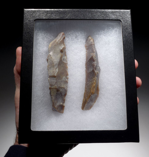 TWO LARGE FLINT NEOLITHIC KNIVES FROM THE AFRICAN CAPSIAN CULTURE  *CAP275 TWO LARGE FLINT NEOLITHIC KNIVES FROM THE AFRICAN CAPSIAN CULTURE  *CAP275