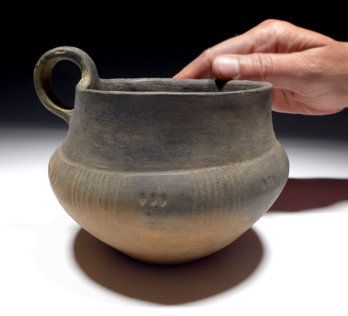 DECORATED PRESTIGE URNFIELD BRONZE AGE CERAMIC PITCHER OF THE EUROPEAN LUSATIAN CULTURE  *URN15 DECORATED PRESTIGE URNFIELD BRONZE AGE CERAMIC PITCHER OF THE EUROPEAN LUSATIAN CULTURE  *URN15