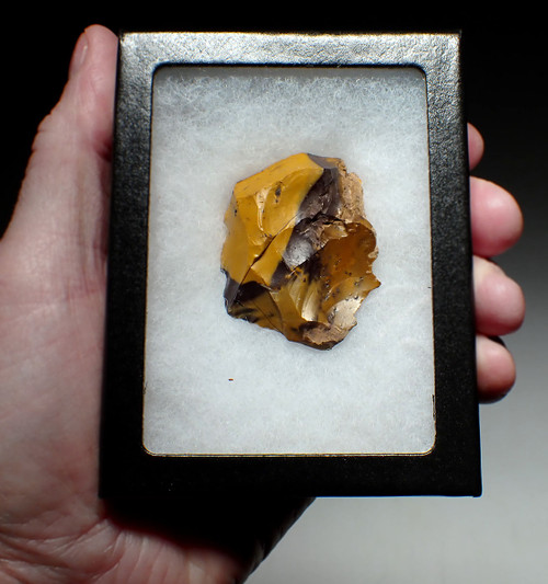 SUPERB GOLDEN JASPER NEANDERTHAL MOUSTERIAN DENTICULATE SAW FLAKE TOOL FROM FONTMAURE FRANCE  *M516