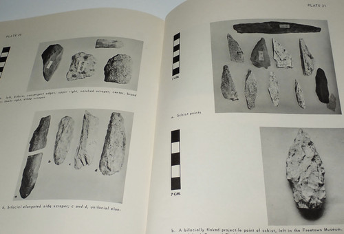 YENGEMA CAVE REPORT - WEST AFRICAN NEOLITHIC ARTIFACTS BOOK  *BK57