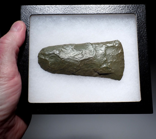 FLARED BIT GREEN JASPER CELT WAR AXE FROM THE TENERIAN AFRICAN NEOLITHIC PEOPLE OF THE GREEN SAHARA  *CAP454