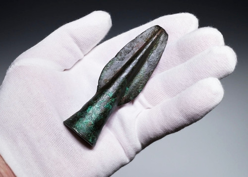 ANCIENT BACTRIAN BRONZE SOCKETED THROWING JAVELIN SPEARHEAD WITH EVIDENCE OF COMBAT USE AND ANCIENT WOOD TRACES  *LUR466