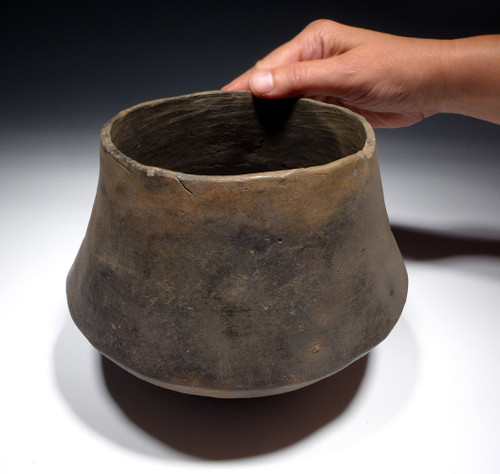 LARGE INTACT FLARED EUROPEAN BRONZE AGE CERAMIC URNFIELD VESSEL FROM THE LUSATIAN CULTURE  *URN11