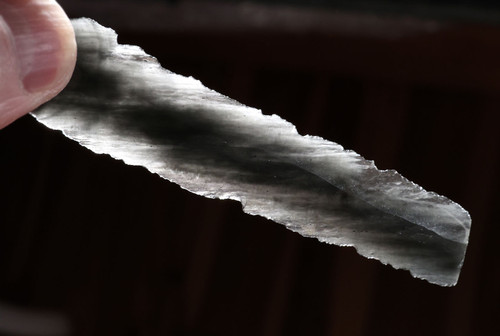 UNBROKEN AZTEC PRE-COLUMBIAN OBSIDIAN PRISMATIC BLADE FOR RITUAL BLOOD-LETTING SACRIFICE  *PC678