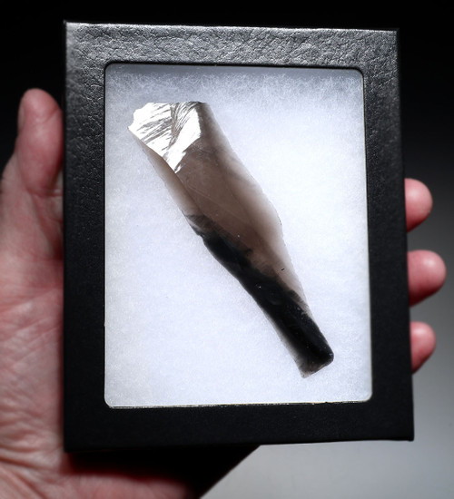 LARGE TRANSLUCENT UNBROKEN AZTEC PRE-COLUMBIAN OBSIDIAN PRISMATIC BLADE WITH RE-SHARPENING FOR RITUAL BLOOD-LETTING SACRIFICE  *PC685