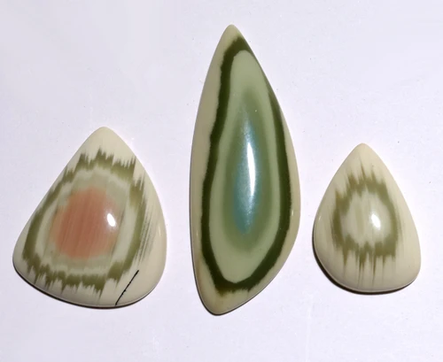 GROUP OF 3 ROYAL IMPERIAL JASPER CABOCHON GEMSTONES  *G52