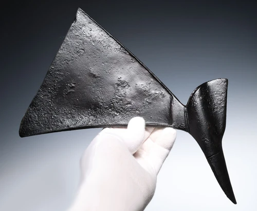 LARGE RARE KHOND STEEL FIGHTING WAR AXE FROM THE CHOTA NAGPUR PLATEAU OF INDIA WITH EVIDENCE OF BATTLE USE *R364