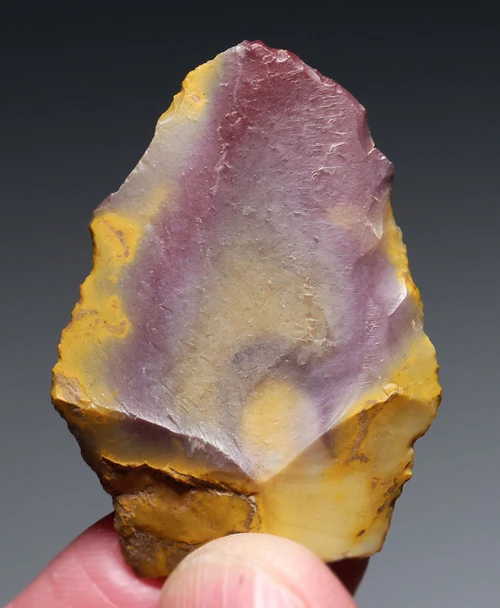 BEAUTIFULLY COLORED JASPER NEANDERTHAL SPEARHEAD MOUSTERIAN LEVALLOIS POINT FROM FONTMAURE FRANCE  *M567