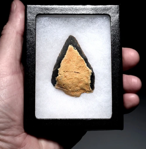 FINEST INVESTMENT-GRADE FLINT NEANDERTHAL MOUSTERIAN FLAKED SPEARHEAD POINT FROM THE FAMOUS DORDOGNE REGION OF FRANCE  *M562