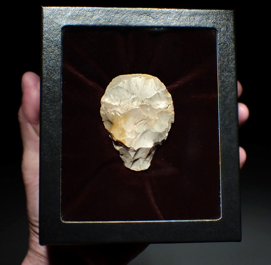 EXCEPTIONAL NEANDERTHAL MOUSTERIAN FLINT BIFACE HAND AXE FROM