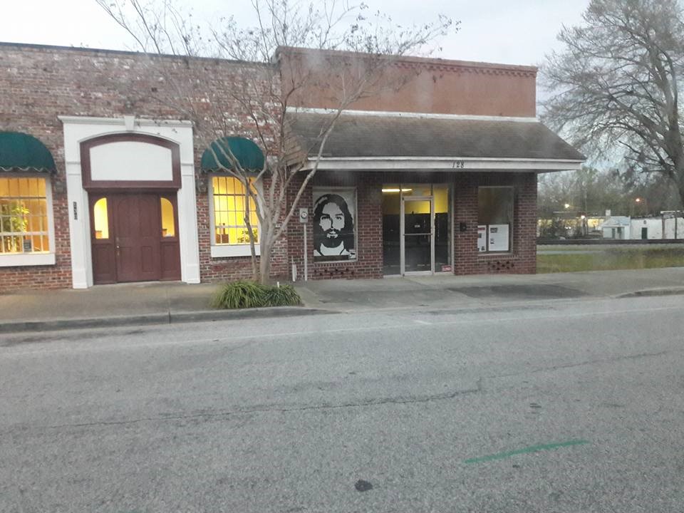 kingstree-warehouse-and-shop-.jpg kingstree-warehouse-and-shop-.jpg