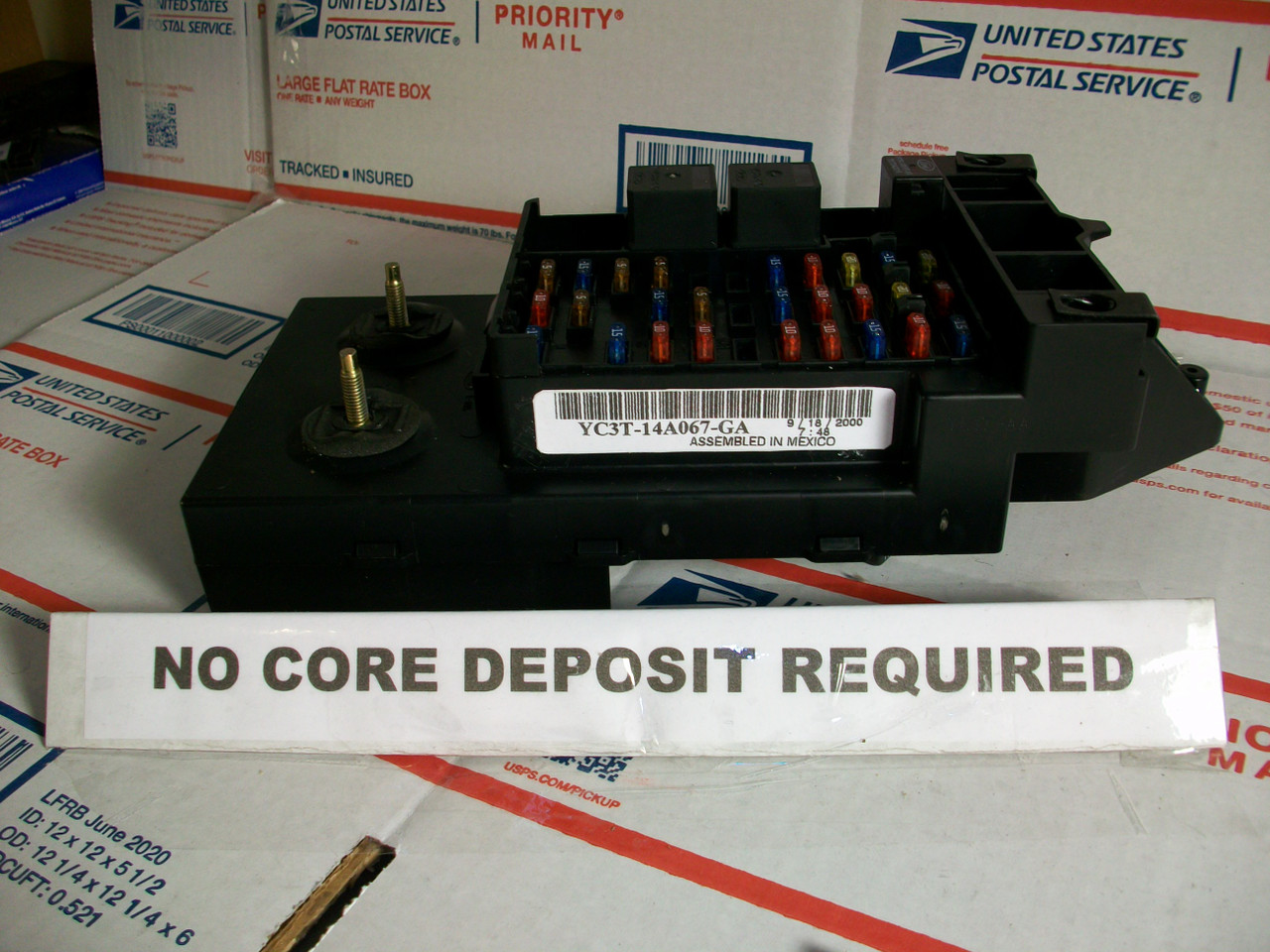 ✔REBUILT✔  YC3T-14A067-GA 2000 2001 2002 2003 FORD F650 F750 SUPER DUTY INTERIOR CABIN  FUSE BOX (Verify YOUR Pt# MATCHES) **NO CORE CHARGE** #38>