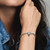 Modelo mostrando Charm Pandora de Daenerys de Juego de Tronos - 792961C01