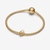 Charm Pandora Candado Corazón en Filigrana chapado en oro color dorado integrado en una pulsera de oro - 764358C00
