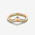 Detalle frontal del Anillo Pandora Tiara Princesa Aurora de Disney chapado en oro y circonitas - 164334C01