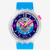 Vista frontal del Reloj Swatch Swatch Neon Hielo con esfera violeta y brazalete de silicona azul - SB01K400