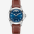Vista frontal del Khaki Field King Day-Date 40 mm con brazalete de piel marrón y esfera azul - H64475540