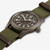 Vista lateral derecha del Reloj Khaki Field Mechanical con caja de acero chapado y corona - H69449961