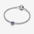 Charm Mini Huella Morada de Pandora en plata de ley y esmalte morado sobre pulsera rígida - 794782C01