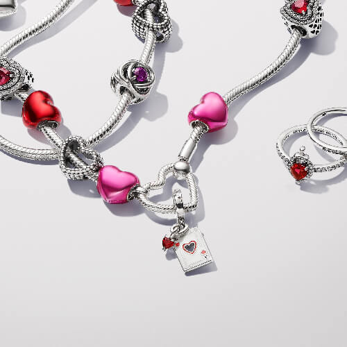 Charm Colgante Doble Reina de Corazones Villanos de Disney