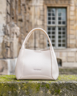 White Soft-Handle Bag YJ 5162526 CRM