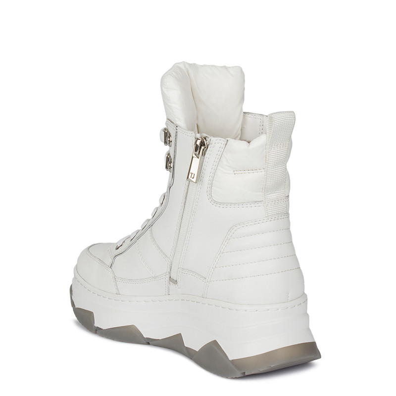 womens sporty boots