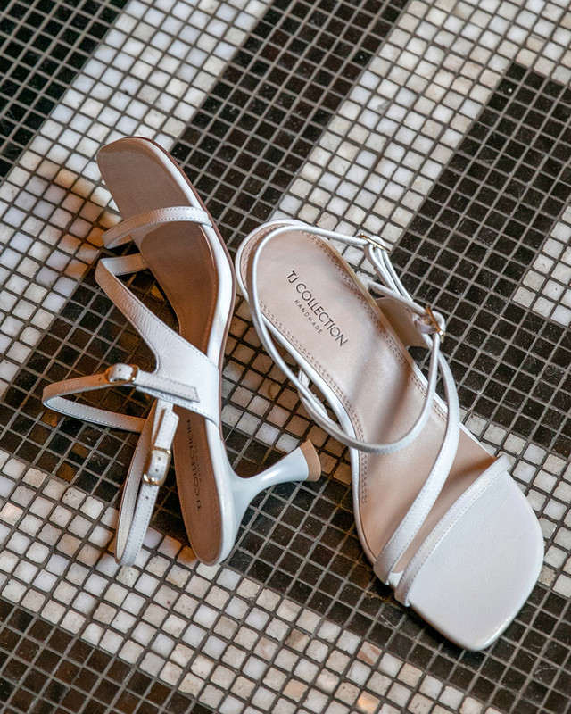 Women's White Strappy Heel Sandals GR 5165815 WHZ