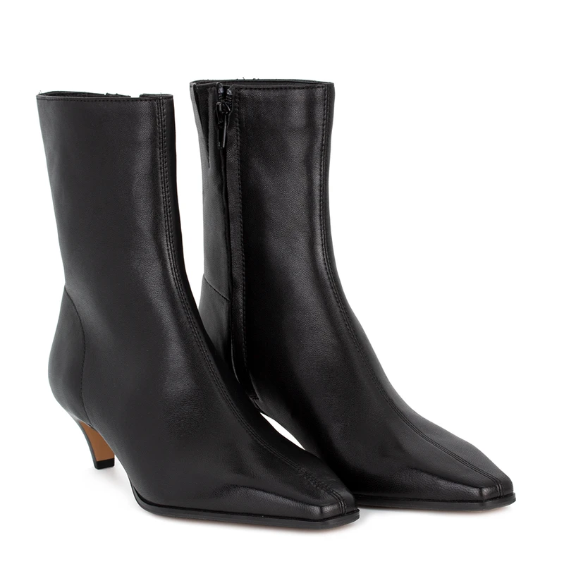 Women's Black Leather Ankle Boots with Zipper GQ 5339916 BLK