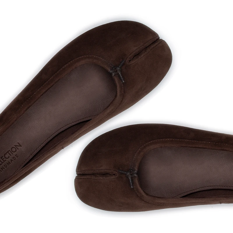 Women's Brown Suede Tabi Flats GQ 5205717 BRS