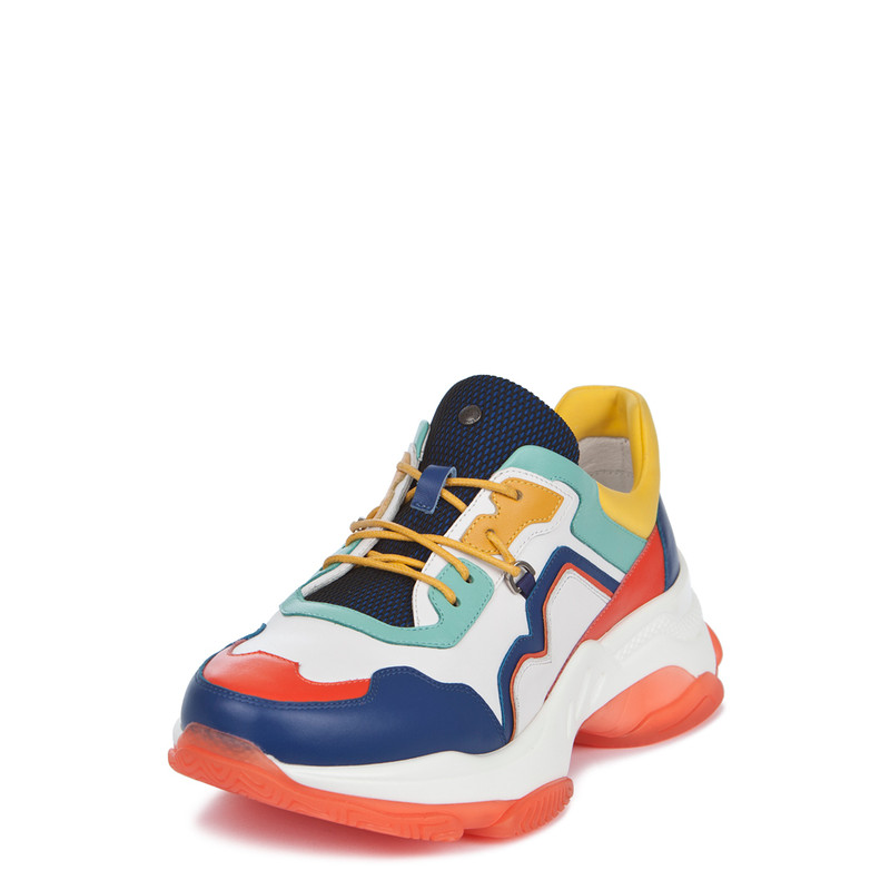 chunky sole flexible trainers