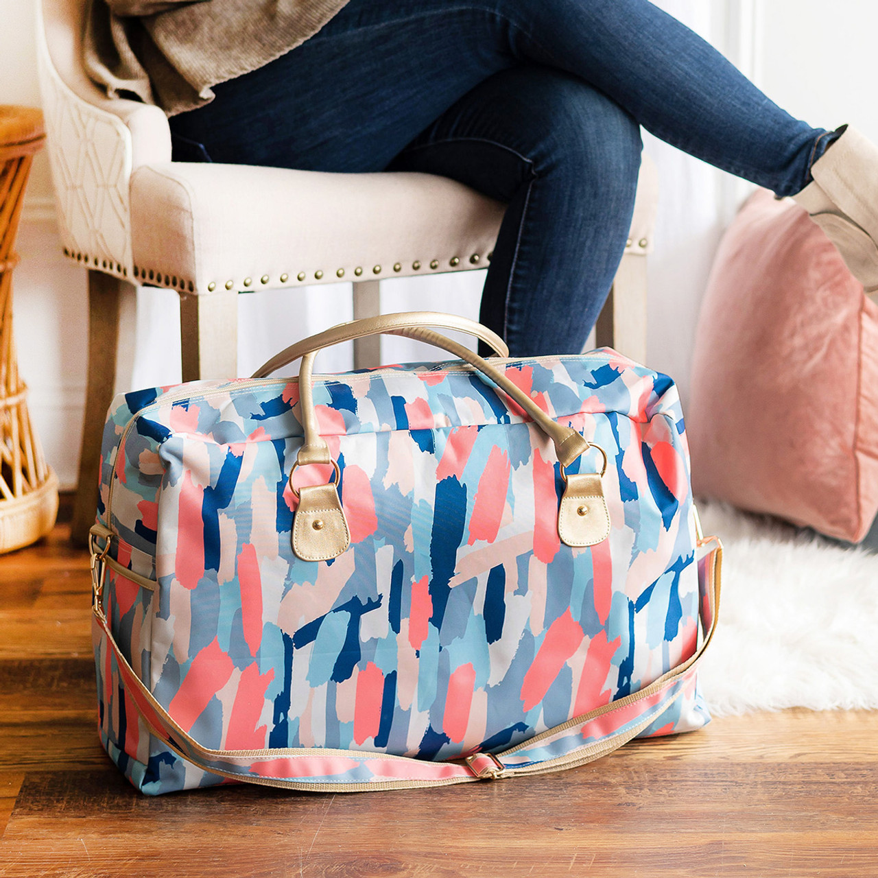 Travel in Style: A Fashionable Travel Day Bag (& What to Pack in It) -  Television of Nomads