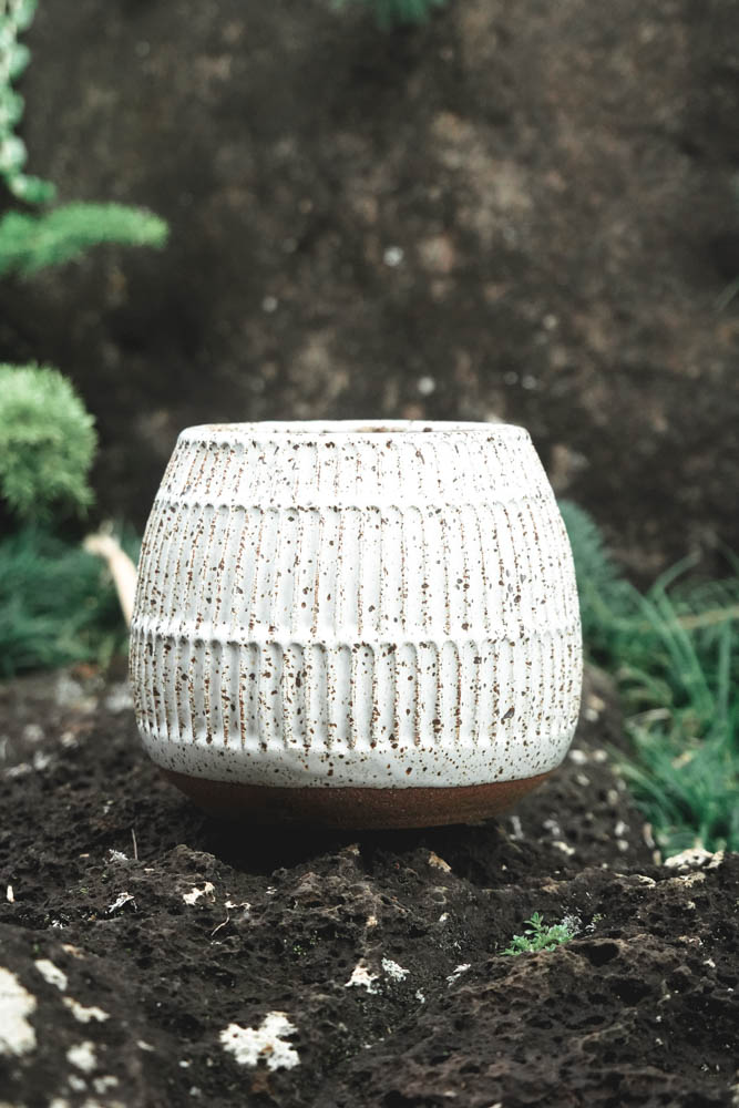 Small Spotted White Column Planter 