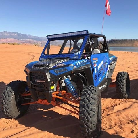 Polaris RZR XP1000 +8