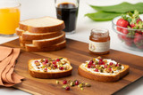 13 Fast & Easy 5-Ingredient Recipes for the Whole Family