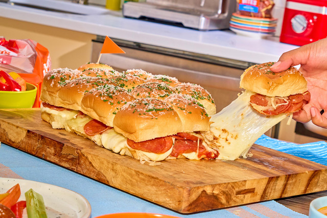Pepperoni Pizza Sliders