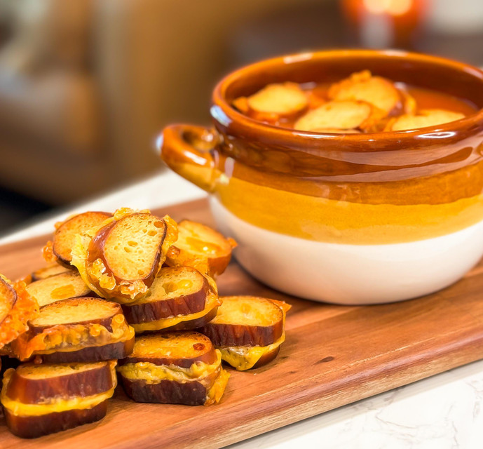 Mini Grilled Cheese Pretzel Bites