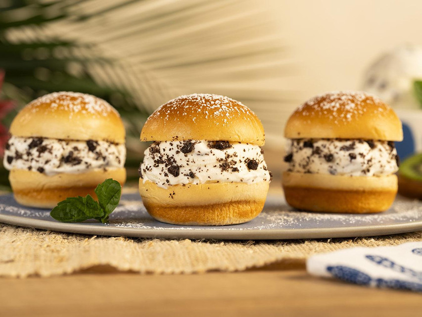 Sandy Beach Ice Cream Slider