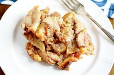Apple Pie Bread Pudding - King's Hawaiian