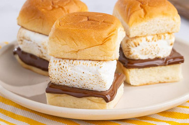 Irresistible S'mores Sliders Recipe | King's Hawaiian
