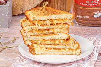 French Onion Grilled Cheese Recipe. | King's Hawaiian