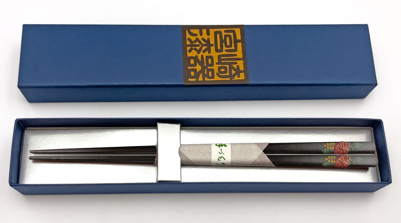 Handcrafted Urushi Lacquer Chopstick with Hibiscus Motif - WAWAZA