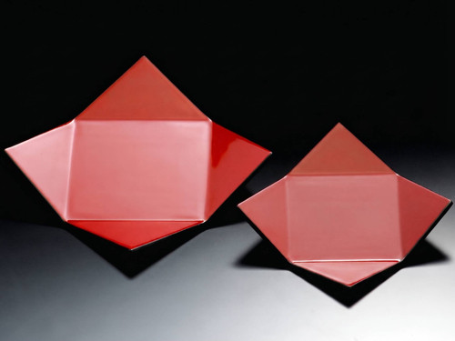 Origami-shaped Urushi Lacquer Plate
