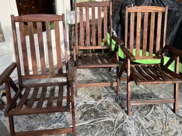 Bewerkte houten tuinstoelen 