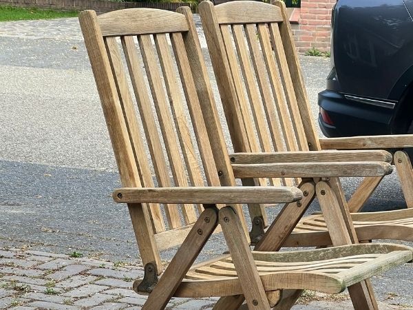Houten tuinstoelen