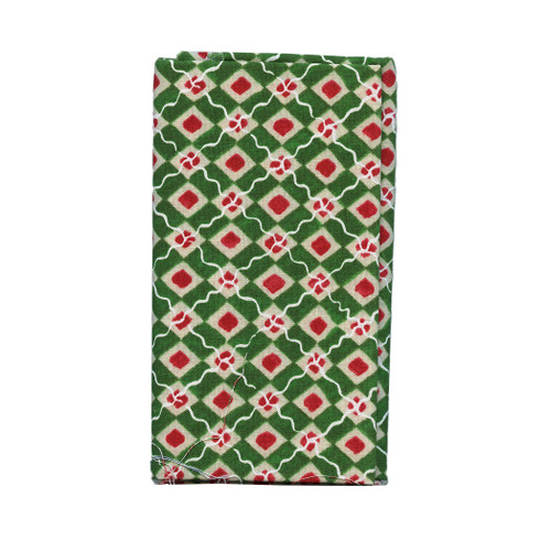 11090-713 - Apples and Ginger Green and Red Christmas Wrap Fat Quarter