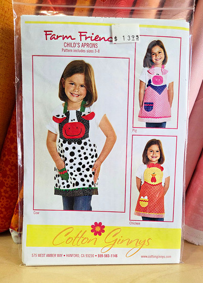 Farm Friend's Child's Apron Pattern by Cotton Ginnys, SKU# FM153
