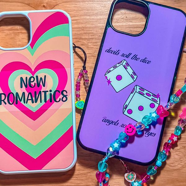 How to attach a phone charm to your case in 4 easy steps