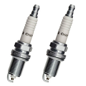 Champion 2 Pack of Genuine OEM (318S) Spark Plugs - RC12MC4-2PK - view 3
